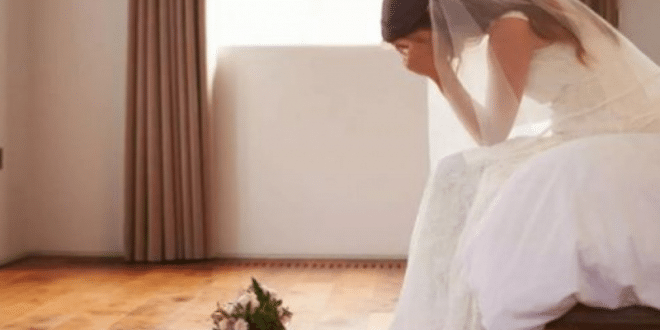 Бременна булка подслуша разговор между младоженеца и баща си и избяга от сватбата