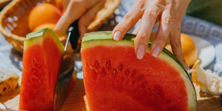Tout le monde ne devrait pas manger de pastèques : si vous avez ces problèmes de santé, évitez-les